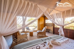 luxury-tented-room